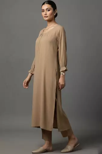 women regular workwear kurta with trousers