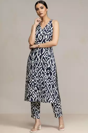 women printed regular cotton workwear kurta with trousers