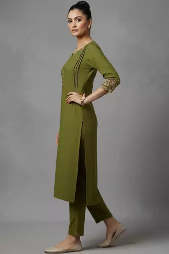 women ethnic motifs pleated thread work workwear kurta with trousers