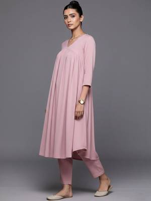 women panelled silk crepe workwear kurta with trousers 5