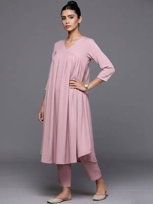 women panelled silk crepe workwear kurta with trousers 6