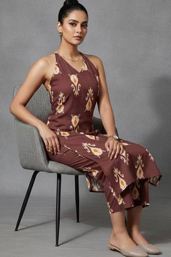 women ethnic motifs printed regular workwear kurta with trousers