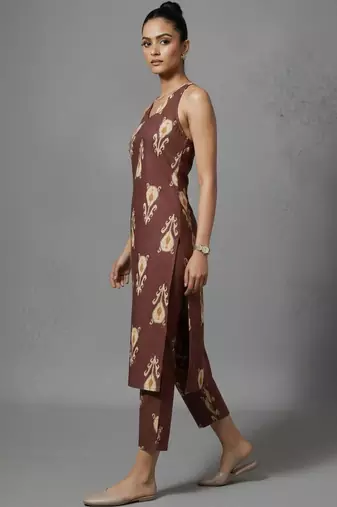 women ethnic motifs printed regular workwear kurta with trousers