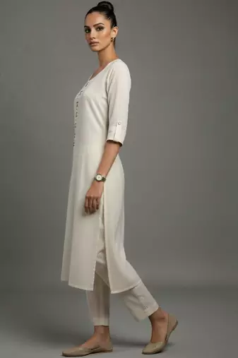 women regular thread work workwear kurta with trousers
