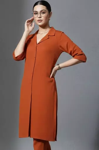 women regular silk crepe workwear kurta with trousers