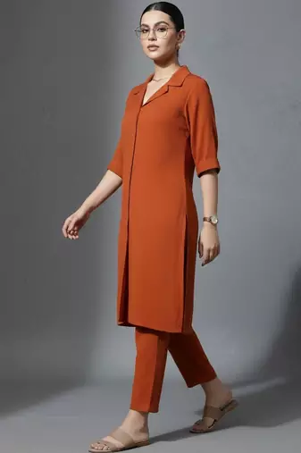 women regular silk crepe workwear kurta with trousers