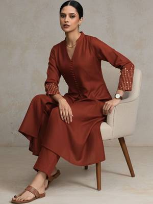 women regular sequinned workwear kurta with trousers 1