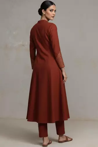 women regular sequinned workwear kurta with trousers