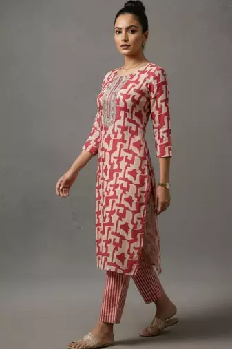 women printed regular thread work workwear kurta with trousers
