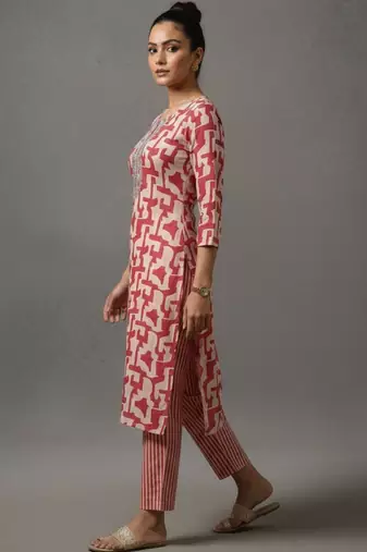 women printed regular thread work workwear kurta with trousers