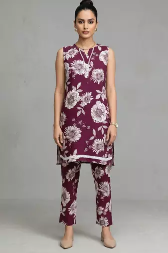 women floral printed regular cotton workwear kurta with trousers