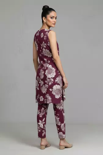 women floral printed regular cotton workwear kurta with trousers
