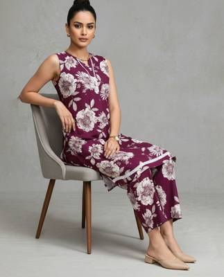 women floral printed regular cotton workwear kurta with trousers 6