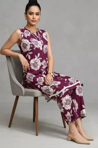 women floral printed regular cotton workwear kurta with trousers