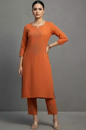 women ethnic motifs embroidered regular thread work workwear kurta with trousers