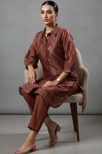 women printed regular chanderi silk workwear kurta with trousers