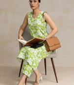 everyday workwear printed floral printed regular kurta with trousers