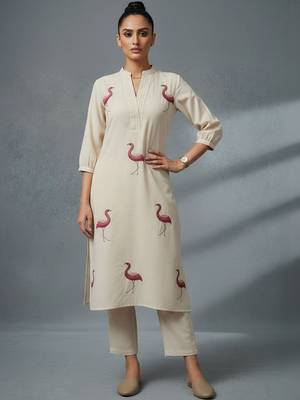 women animal printed regular workwear kurta with trousers 5