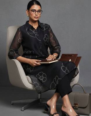 women floral printed office chanderi silk kurta with trousers 3