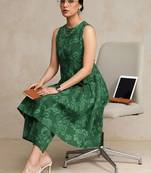 women floral printed urban work kurta with trousers