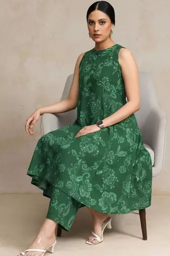 women floral printed urban work kurta with trousers