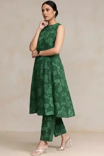 women floral printed urban work kurta with trousers