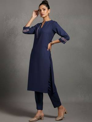 women embroidered thread work smart comfort kurta with trousers 2