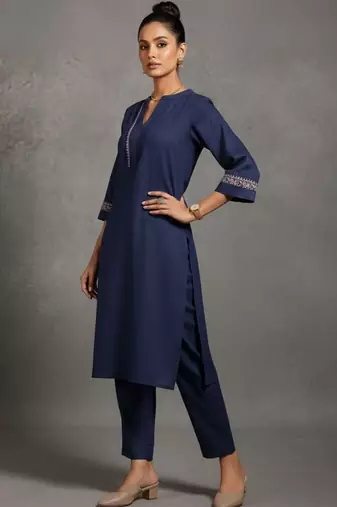 women embroidered thread work smart comfort kurta with trousers