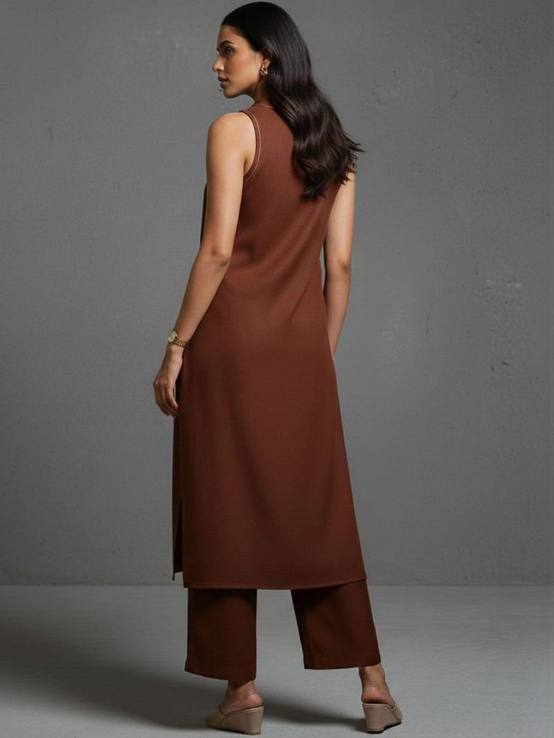women sleek urban office kurta with trousers