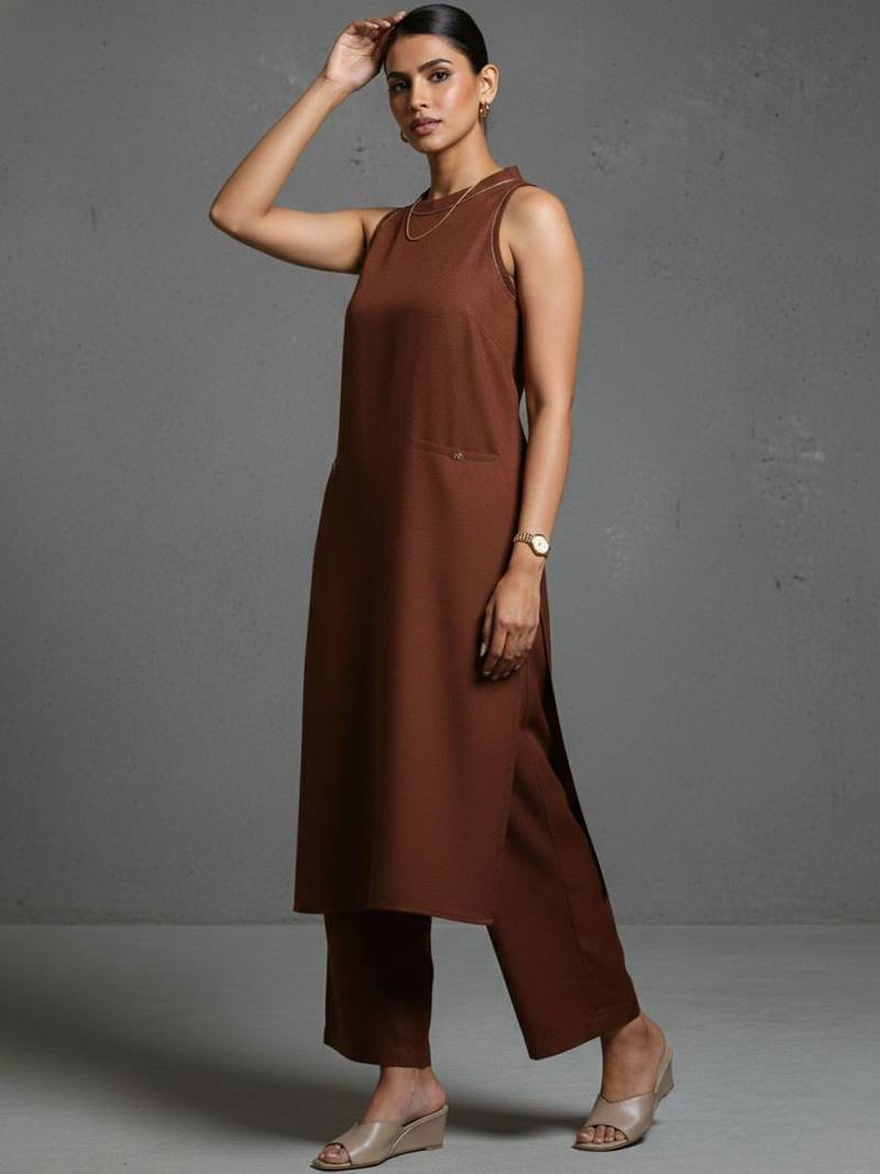women sleek urban office kurta with trousers