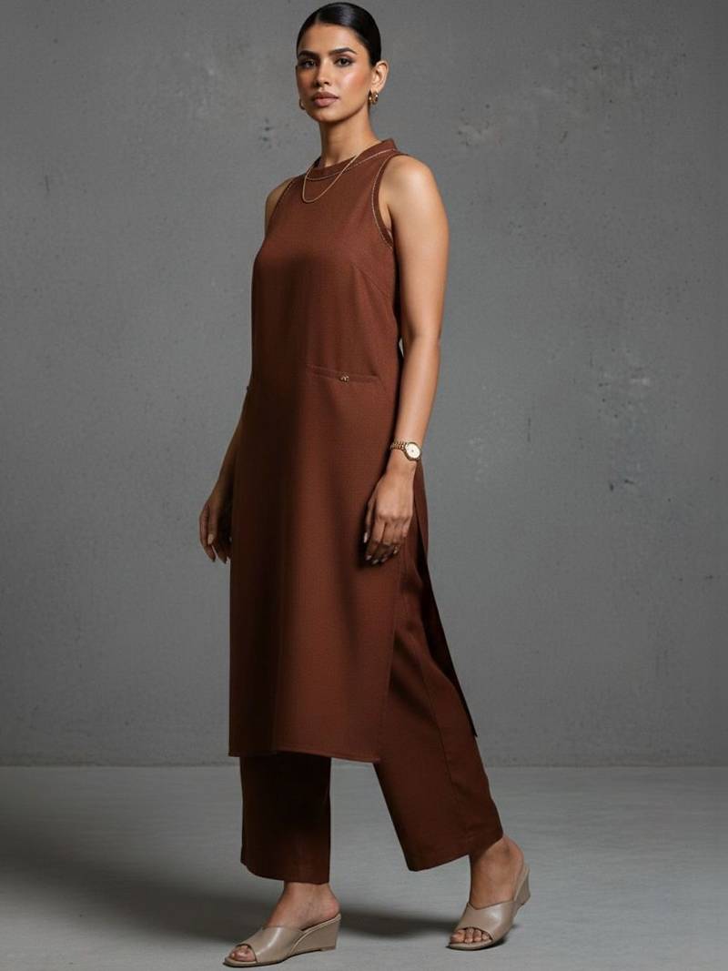 women sleek urban office kurta with trousers