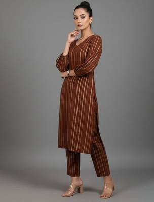 women striped urban sleek silk crepe kurta with trousers 4