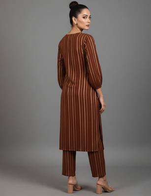 women striped urban sleek silk crepe kurta with trousers 5