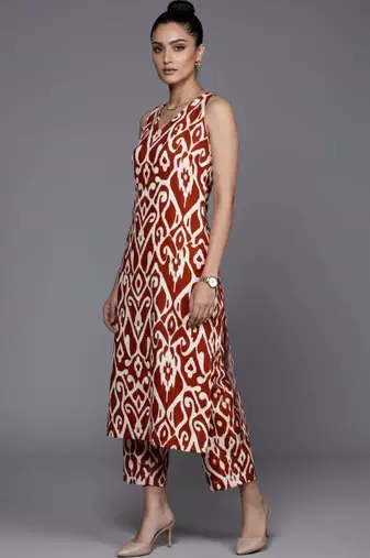 women ethnic motifs printed regular cotton workwear kurta with trousers