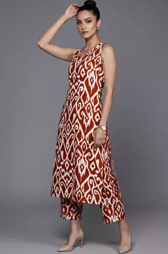 women ethnic motifs printed regular cotton workwear kurta with trousers