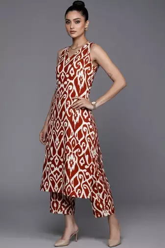 women ethnic motifs printed regular cotton workwear kurta with trousers