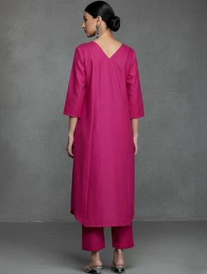 women regular workwear kurta with trousers 4