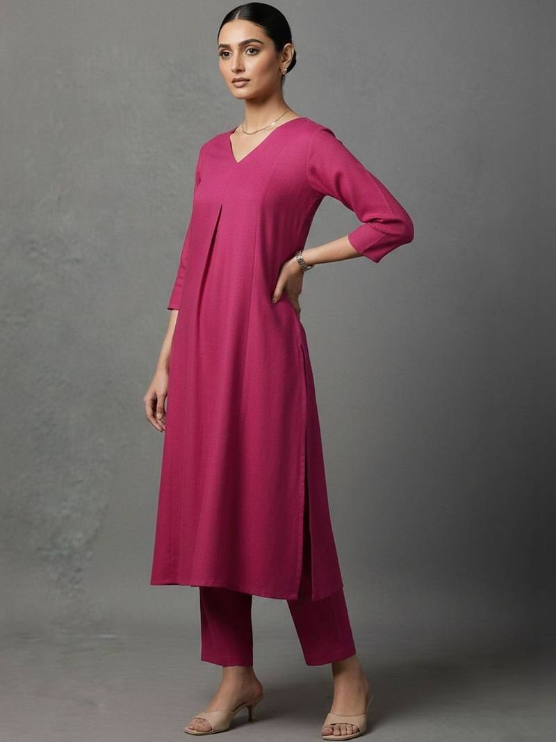 women regular workwear kurta with trousers