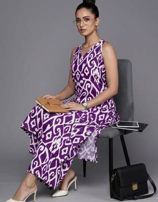 women printed regular cotton workwear kurta with palazzos 1