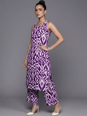 women printed regular cotton workwear kurta with palazzos 6