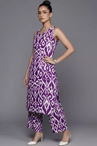 women printed regular cotton workwear kurta with palazzos