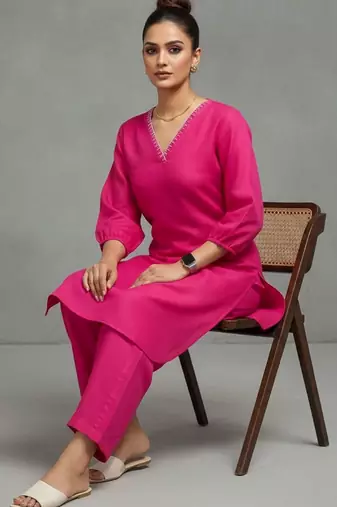 women regular thread work smart office kurta with trousers