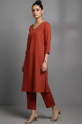 women regular workwear kurta with trousers