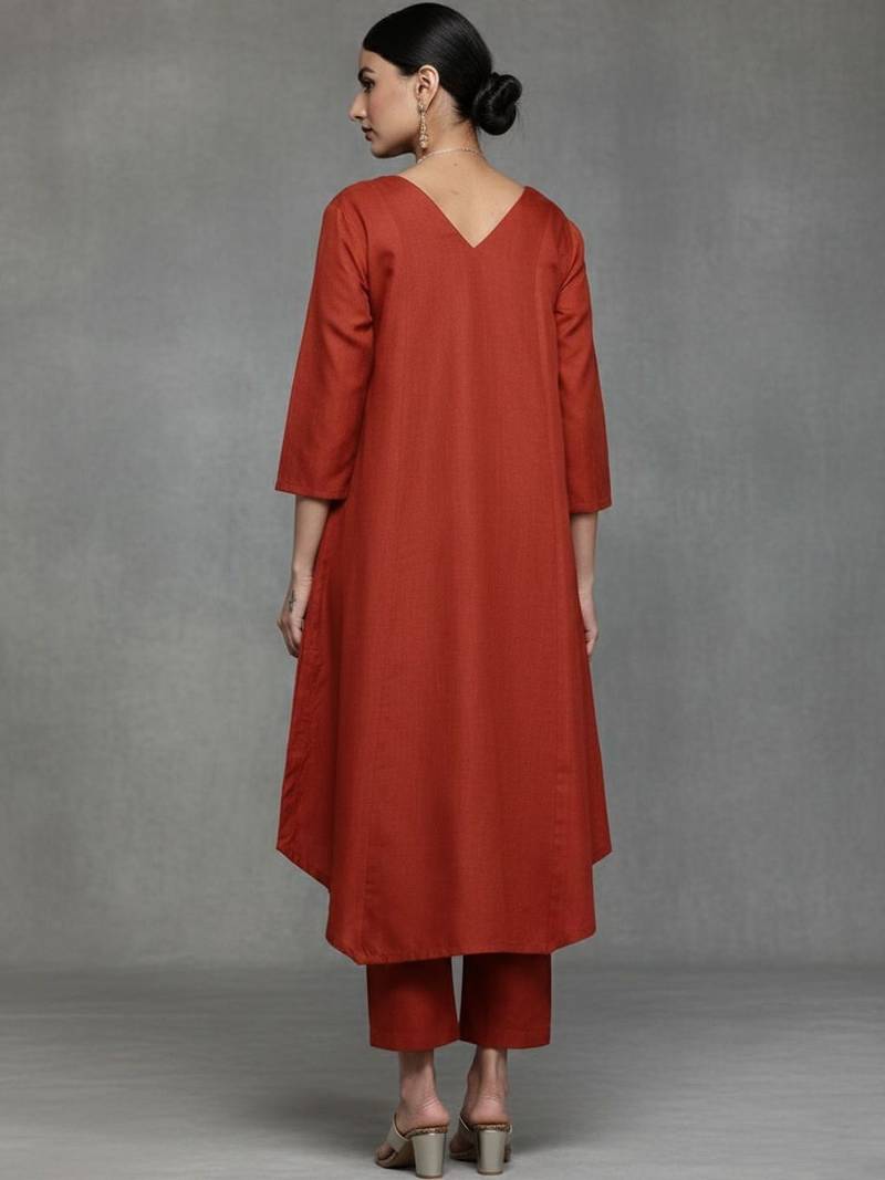 women regular workwear kurta with trousers