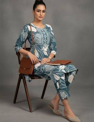 women ethnic motifs printed work thread work kurta with trousers 1
