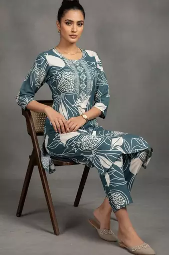 women ethnic motifs printed work thread work kurta with trousers