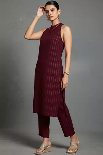 women striped regular silk crepe smart kurta with trousers