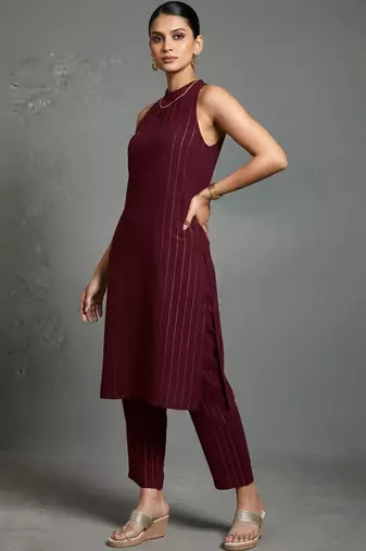 women striped regular silk crepe smart kurta with trousers