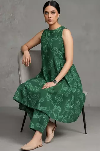 women ethnic motifs printed regular workwear kurta with trousers
