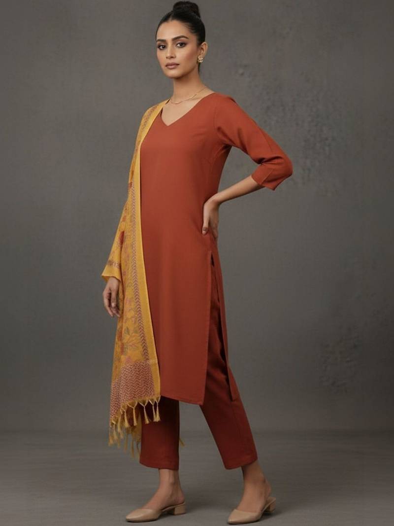 women ethnic motifs sleek kurta with trousers & dupatta